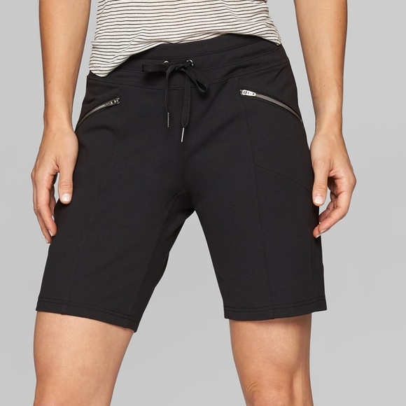 metro slouch short